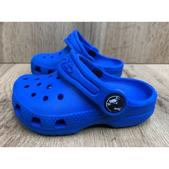 Crocs Kids Classic Clogs Blue Sz C 5 Slip-On Waterproof Shoes Slip On - Picture 3 of 15